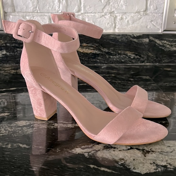 NWOB Allegra K Chunky Heel Ankle Strap Sandals - Picture 13 of 16